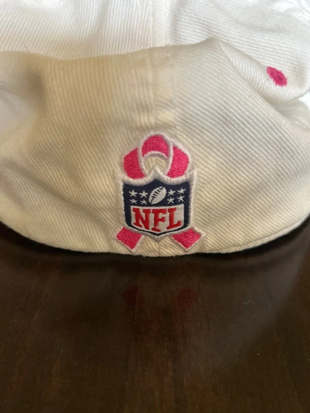 Chicago Bears Flexfit NFL Breast Cancer Awareness Cap White/Pink Embroidered Log - Picture 2 of 13